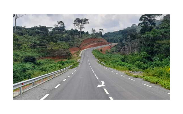 Sogea-Satom (VINCI Construction) a livré la route entre Olama et Bingambo au Cameroun