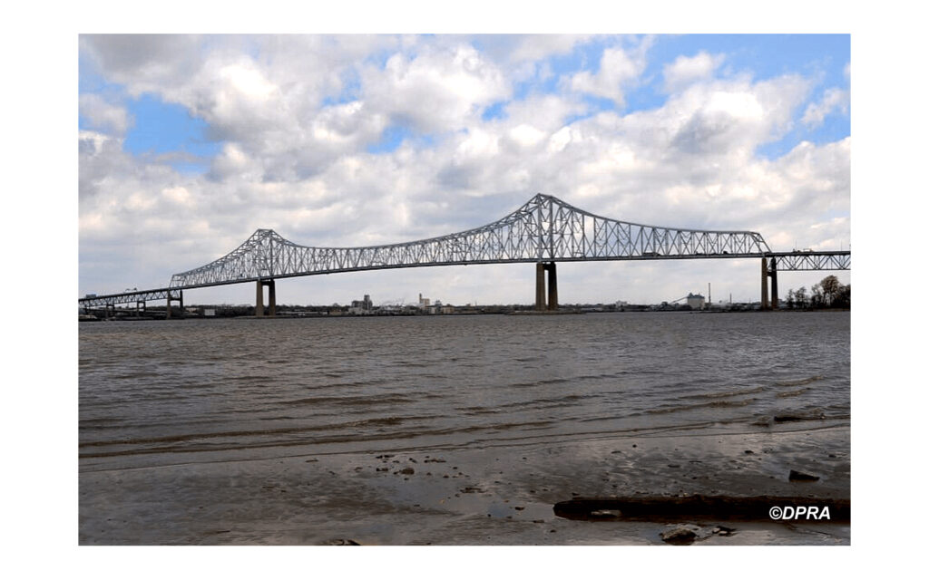 pont Commodore Barry