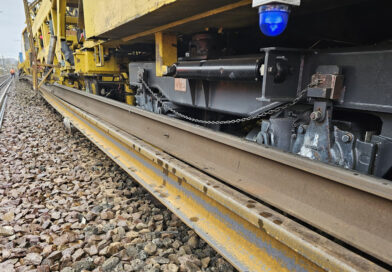 Le rail « vert » – produit de la fonte de ferrailles et de vieux rails – est posé sur une partie de la ligne A6 au Luxembourg