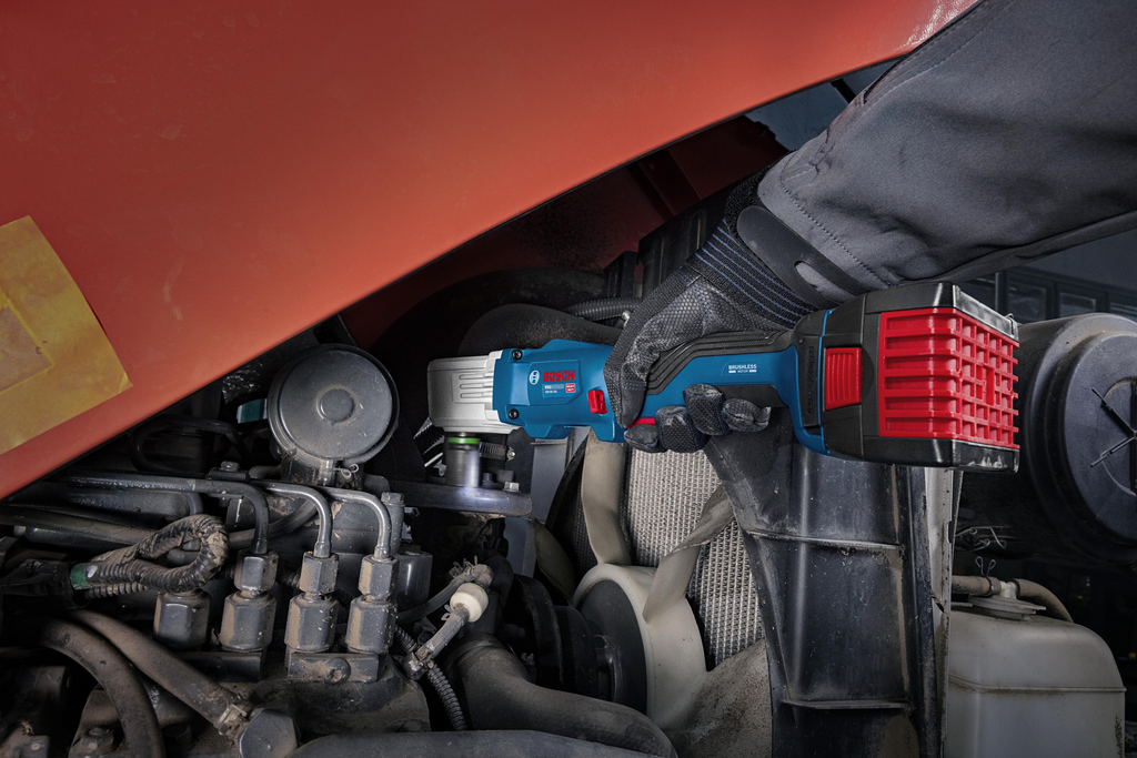 Bosch Professional – Boulonneuse d’angle sans-fil GRS18V-330
