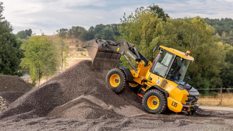Volvo CE – Chargeuses sur pneus compactes L35